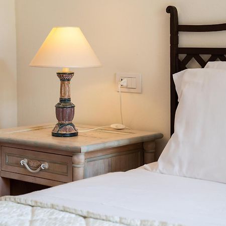 Hotel Monti Di Mola Porto Cervo Dış mekan fotoğraf