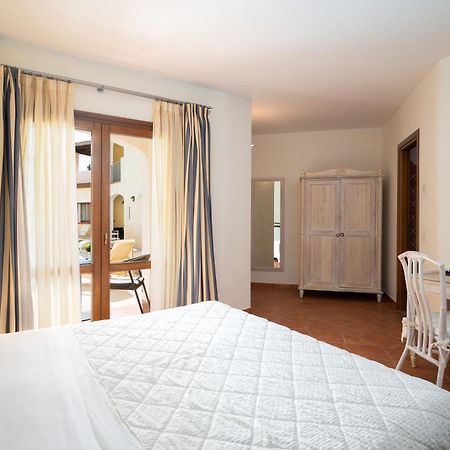 Hotel Monti Di Mola Porto Cervo Dış mekan fotoğraf