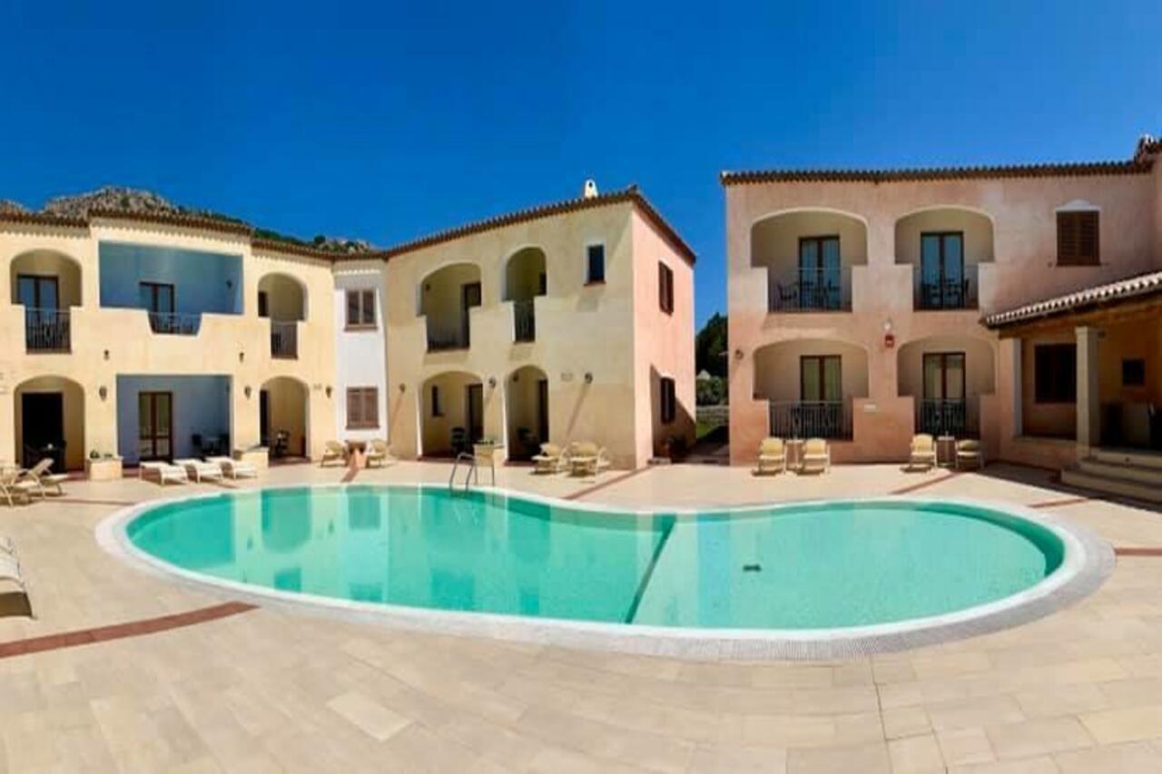 Hotel Monti Di Mola Porto Cervo Dış mekan fotoğraf