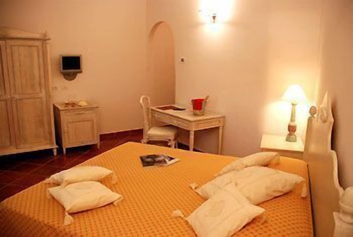 Hotel Monti Di Mola Porto Cervo Dış mekan fotoğraf