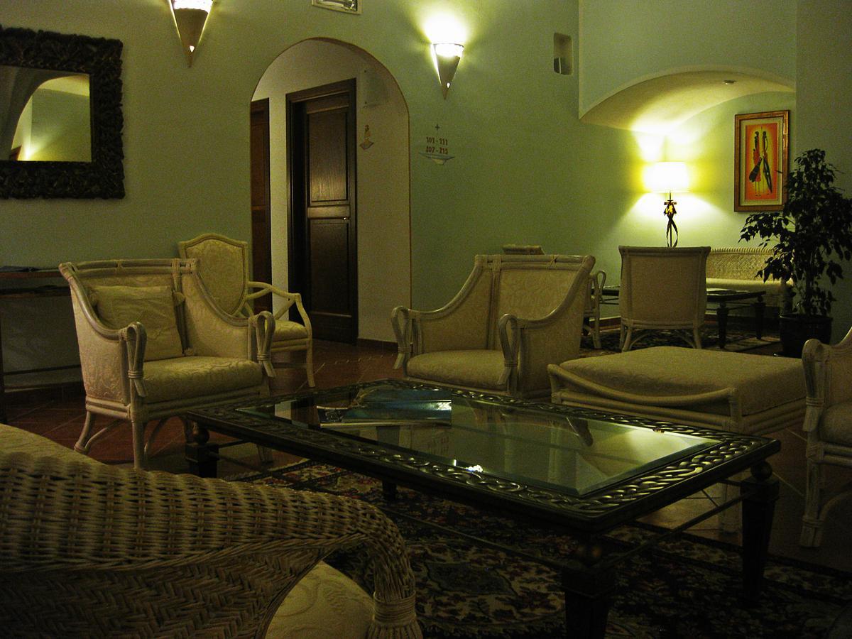 Hotel Monti Di Mola Porto Cervo Dış mekan fotoğraf
