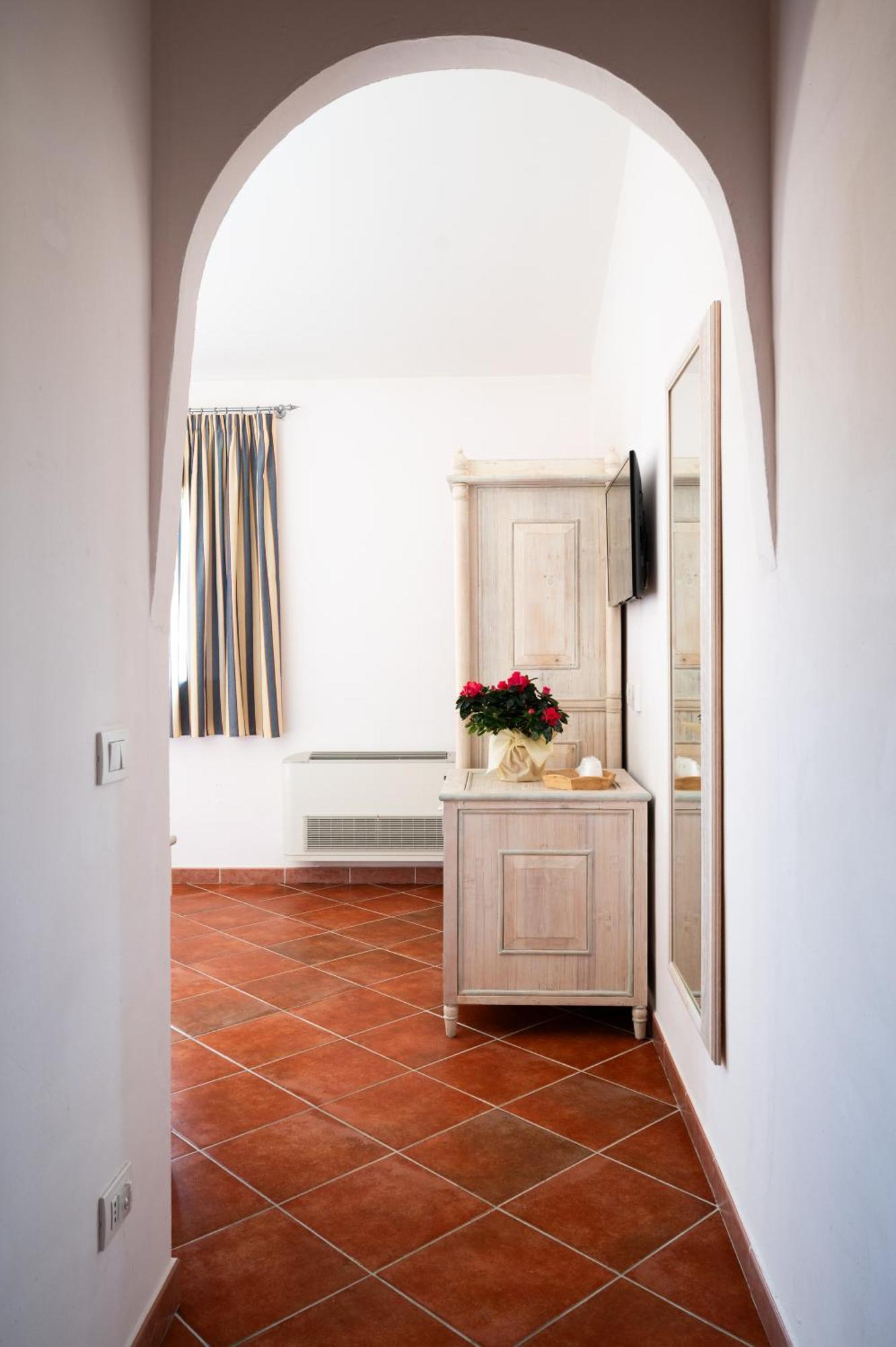 Hotel Monti Di Mola Porto Cervo Dış mekan fotoğraf