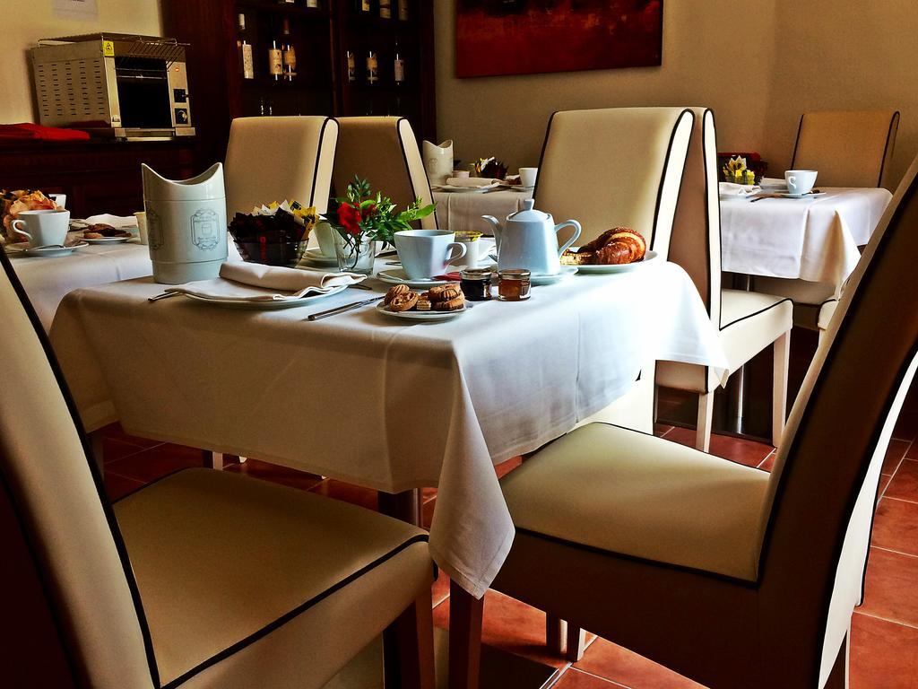Hotel Monti Di Mola Porto Cervo Dış mekan fotoğraf