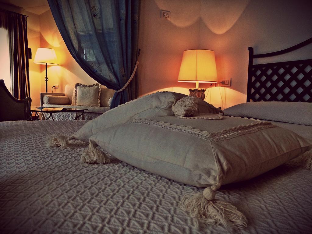 Hotel Monti Di Mola Porto Cervo Dış mekan fotoğraf